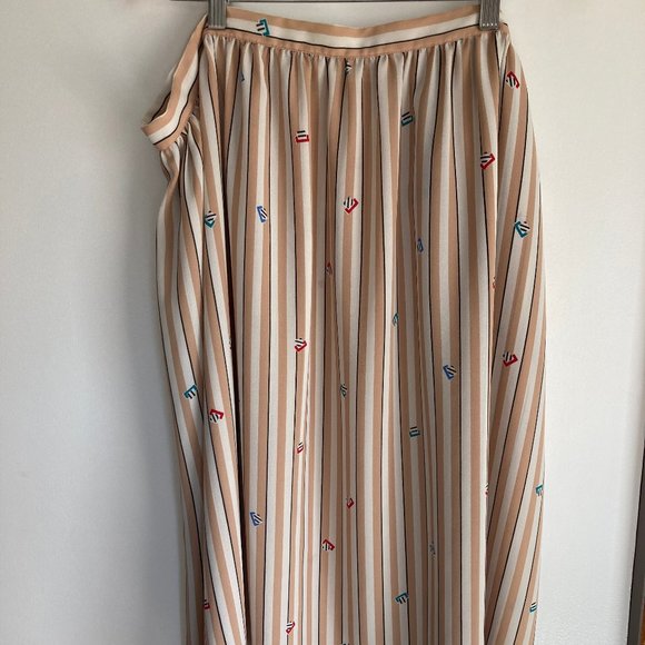 L/XL Vintage Long Patterned Skirt - Picture 1 of 6